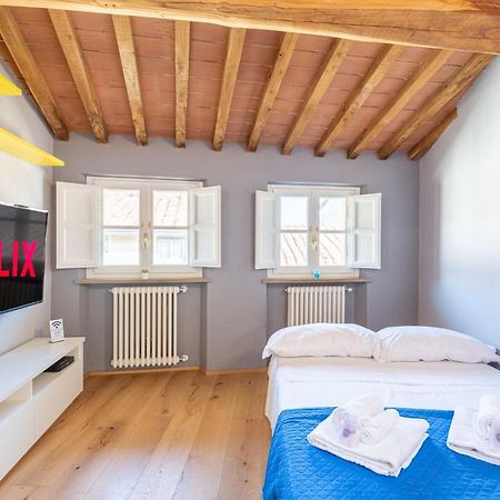 Casa San Paolino Dentro Le MuraElegant Flat Wifi E Selfcheckin 루카 외부 사진