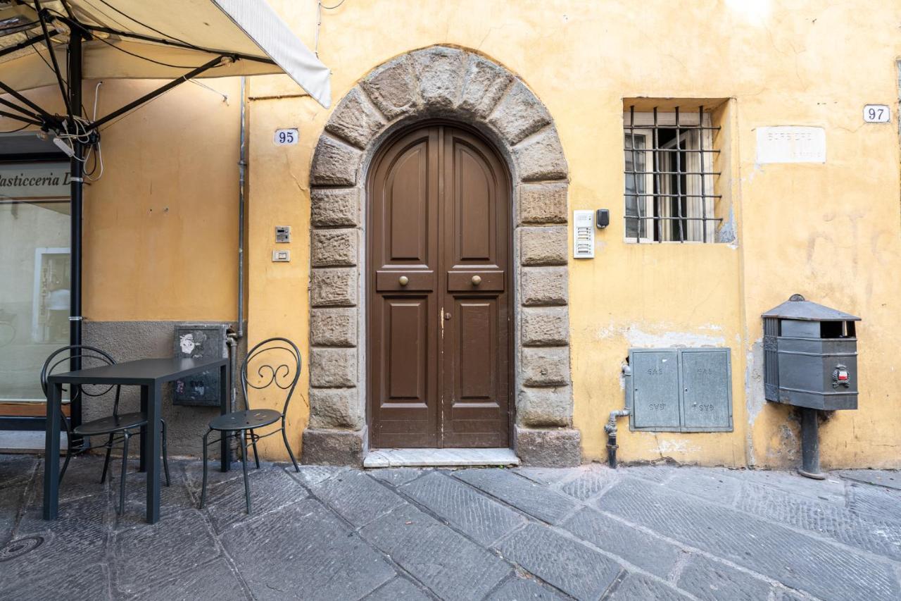 Casa San Paolino Dentro Le MuraElegant Flat Wifi E Selfcheckin 루카 외부 사진