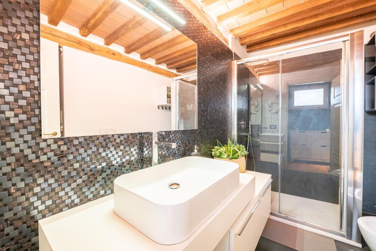 Casa San Paolino Dentro Le MuraElegant Flat Wifi E Selfcheckin 루카 외부 사진